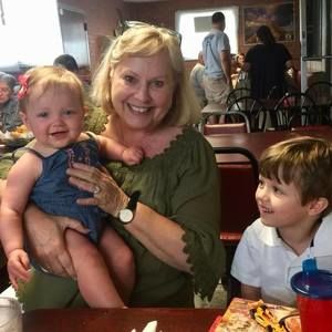 Meet your Posher, Becky